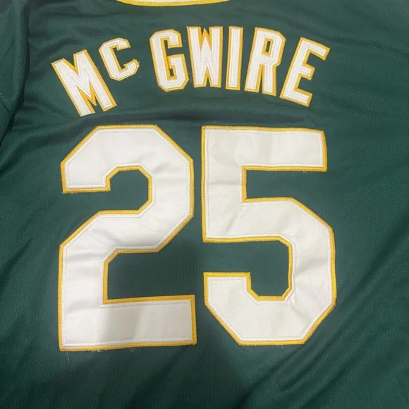 Majestic Oakland Athletics Mark McGwire #25 Authentic Flex Base Jersey - Green